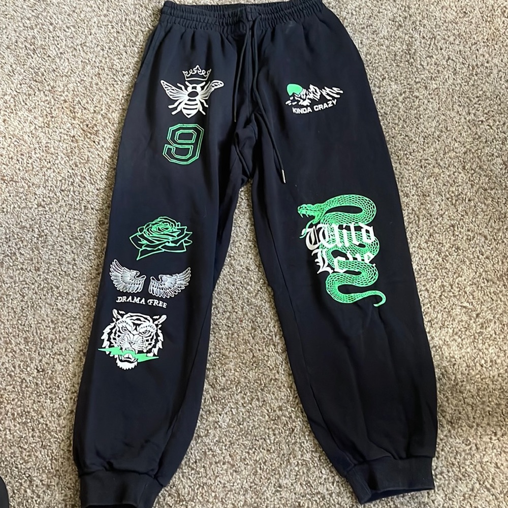 ADIKA Sweatpants